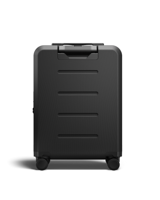 Reisekoffer Db Ramverk Front Access Carry-on Black Out - 2024/25