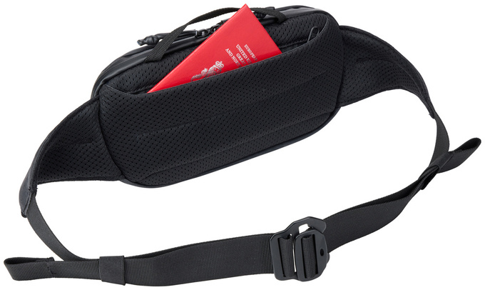 Thule Aion Sling Black