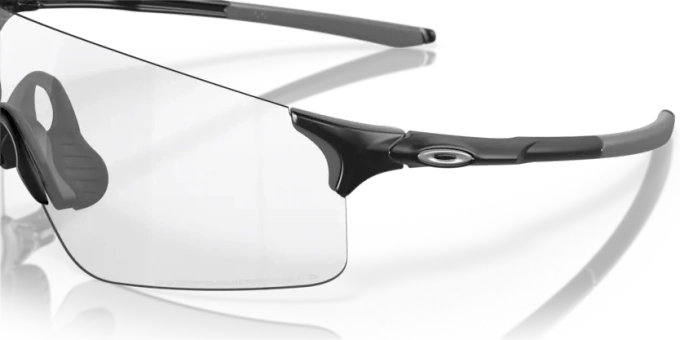 Sunglasses Oakley EVZero™ Blades Matte Black Frame/Clear To Black Iridium Photochromic Lenses